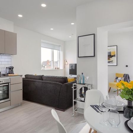 Luxury Serviced Apartments Stevenage, Hertfordshire Екстер'єр фото
