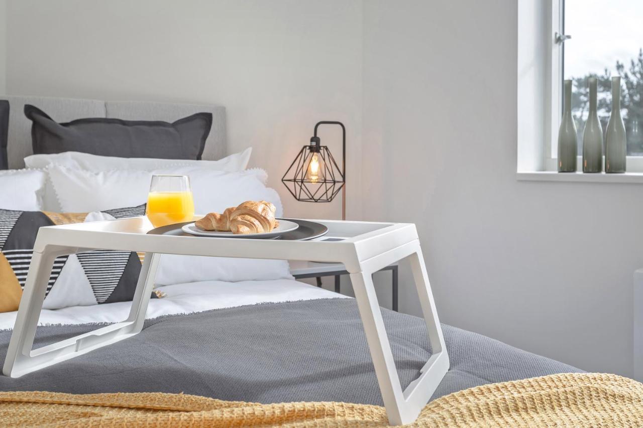 Luxury Serviced Apartments Stevenage, Hertfordshire Екстер'єр фото