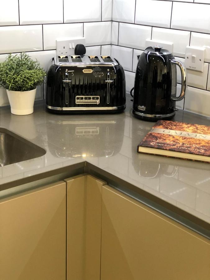 Luxury Serviced Apartments Stevenage, Hertfordshire Екстер'єр фото